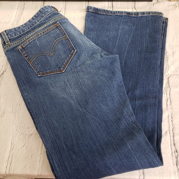 LEVI'S 534 Low Flare 9" Rise 12L 31x32 EUC - Picture 13 of 13